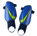 Ochraniacze piłkarskie Nike Charge SP2164-104