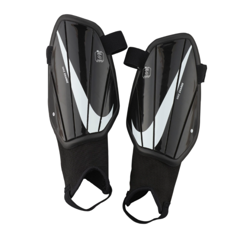 Ochraniacze Nike Junior Charge SP2165-010